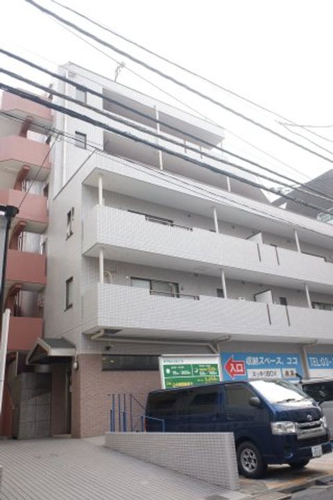 アーツ白金402の外観