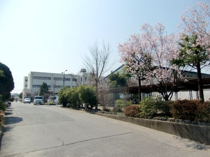 アティアス春日部の周辺