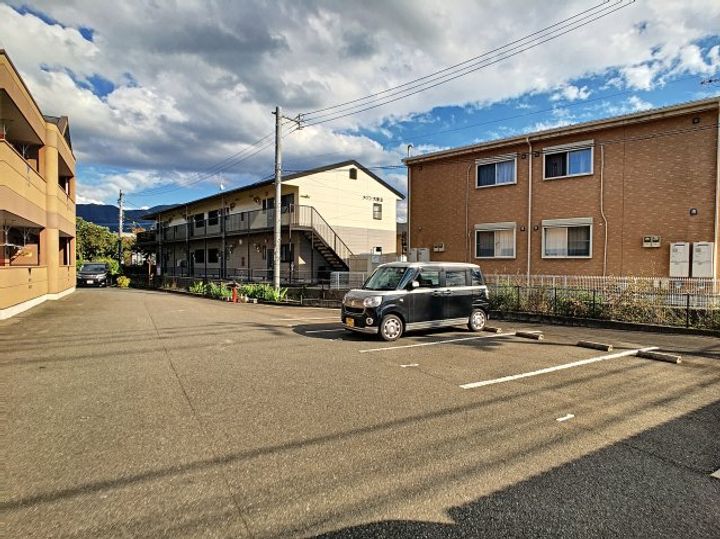 クレストールのその他画像