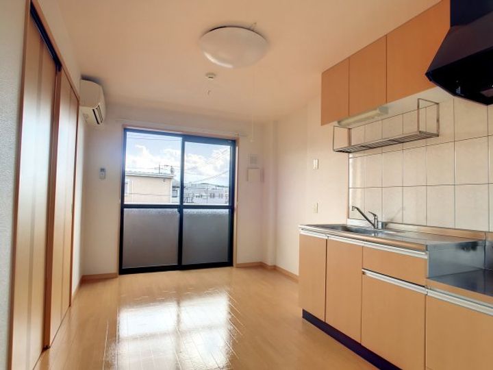 クレストールの居間