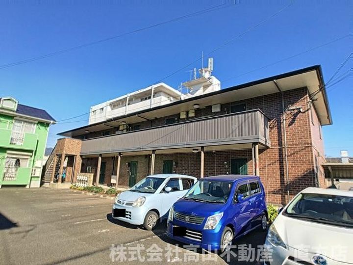 福岡県直方市新知町(アパート)の賃貸物件の外観