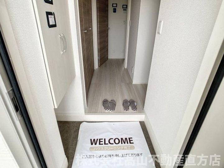 ドゥ・マリアージュⅢの玄関