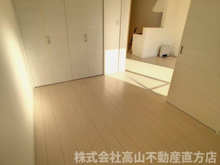 プライマリー直方の居間