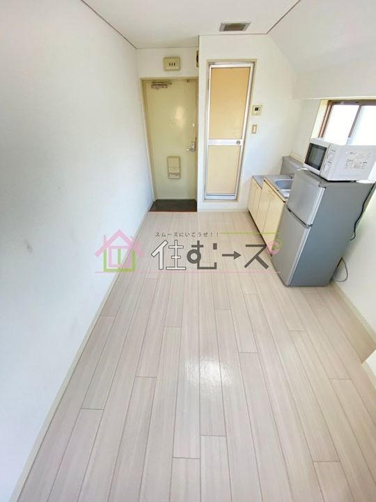 ウィンライフ中野の居間