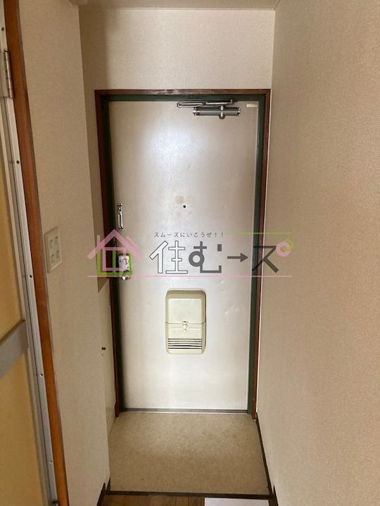 カイザ71の玄関