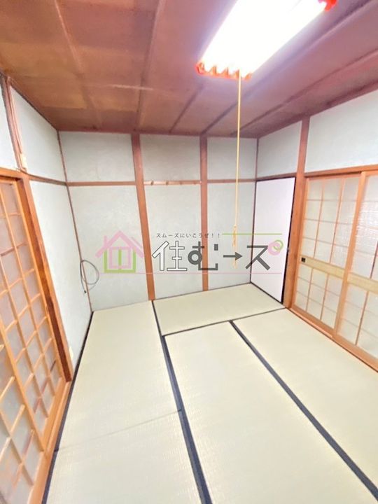 泉南文化の居間