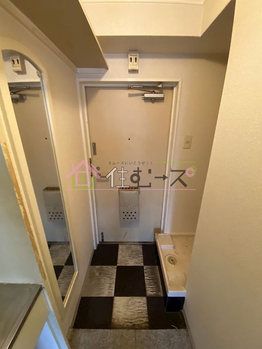 デイルーチェ上町EASTの玄関