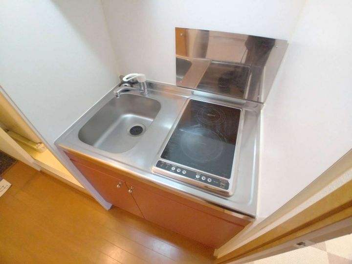 レオパレス外環富田林IIIのキッチン