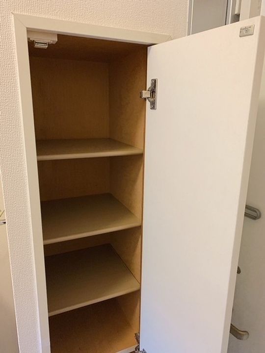 レオパレス北夙川フラットの玄関