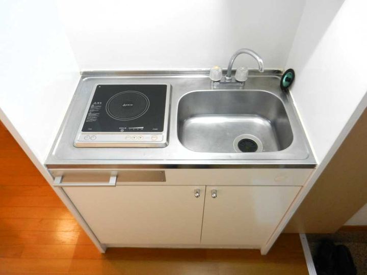 レオパレスM&Mのキッチン