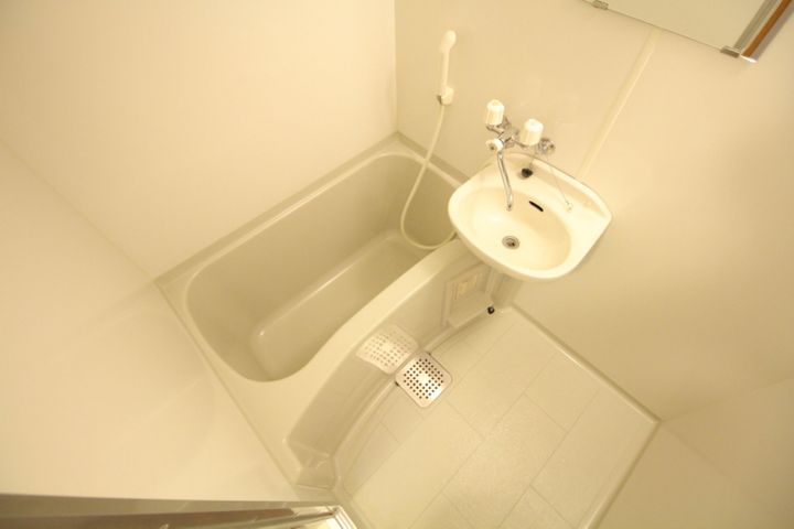 レオパレスReloadの風呂