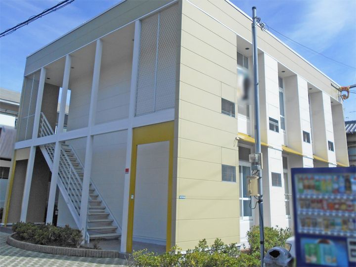 レオパレスプラムIの外観