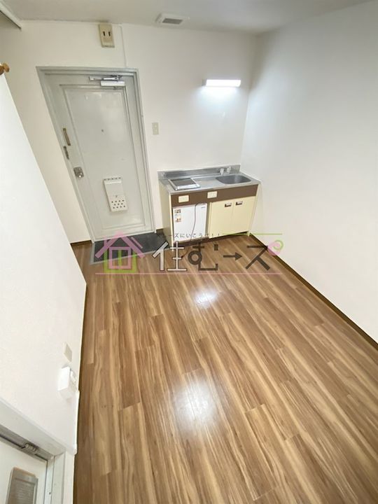 昭和グランドハイツ森之宮の居間