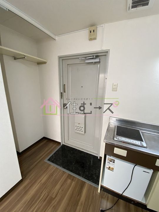 昭和グランドハイツ森之宮の玄関