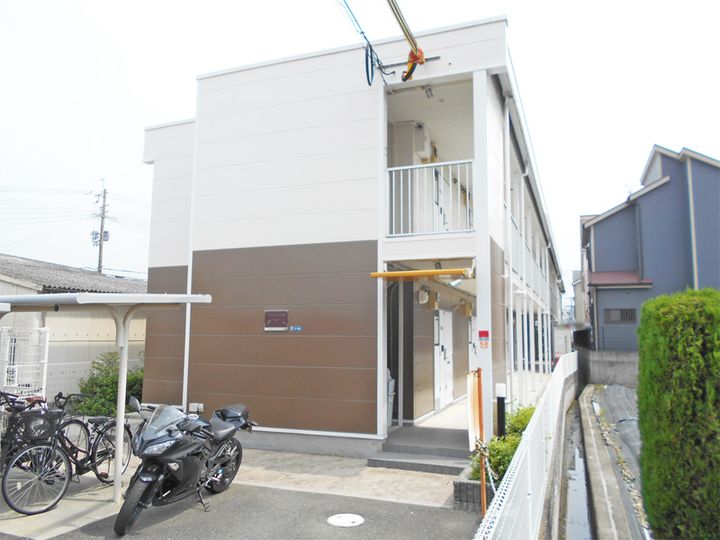レオパレスル・ソレイユの外観