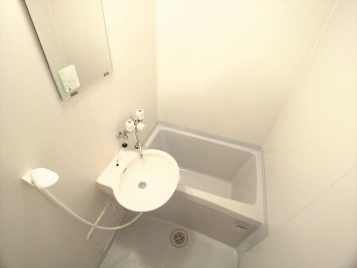 レオパレスAngelsIIの風呂