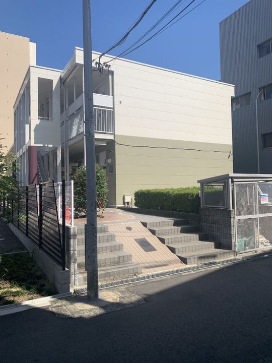 レオパレスサンハイムの外観