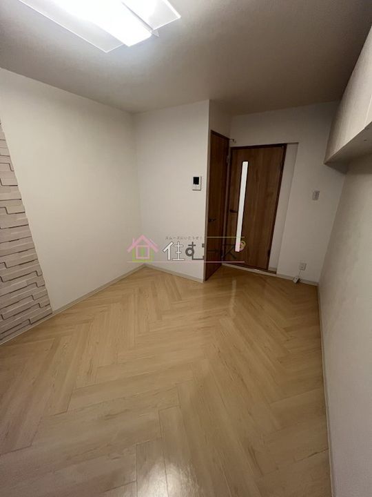 フルーレ小松の居間