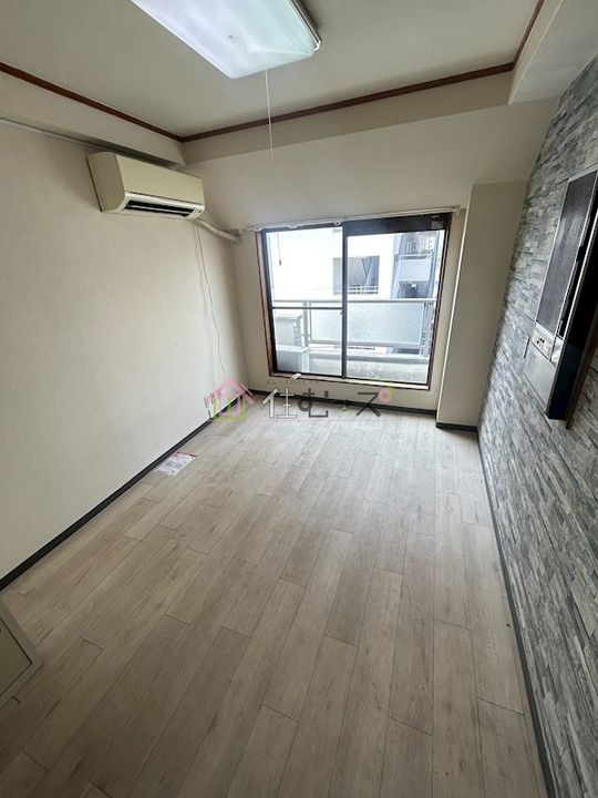 シャトー平野本町の寝室