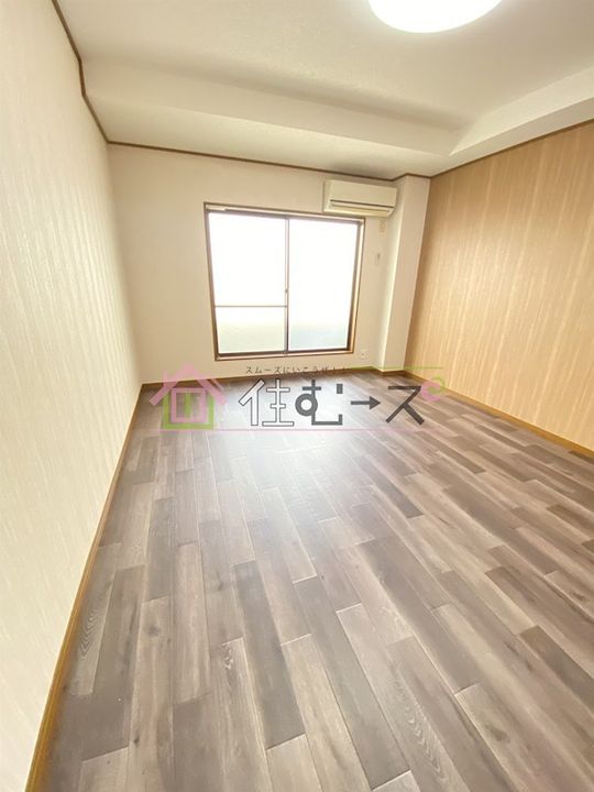 ハイツ今井の寝室