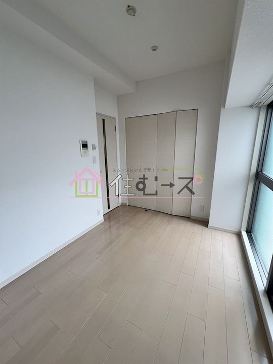 アドバンス上町台プレジールの居間