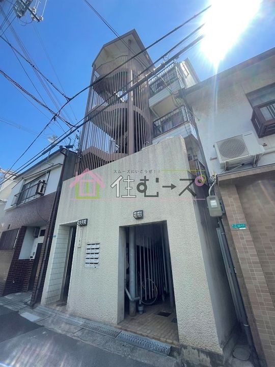 サンハイツ粉浜の外観