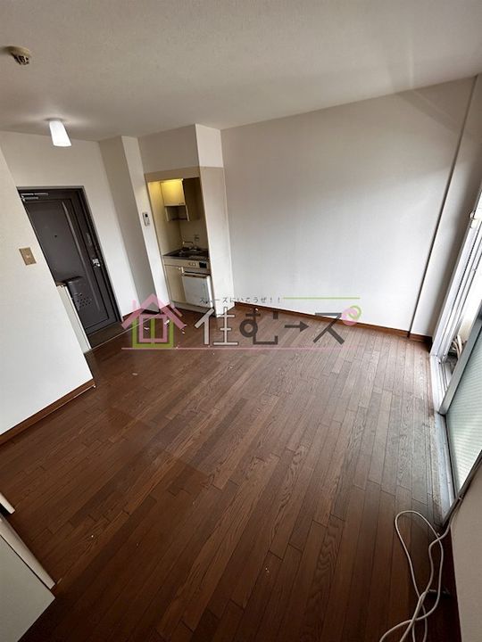 シャトー平野の居間