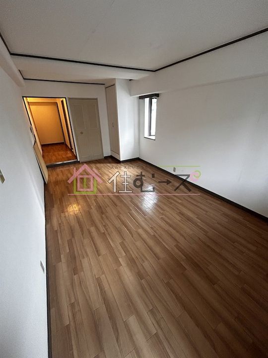 ダイアパレス堀江公園の居間