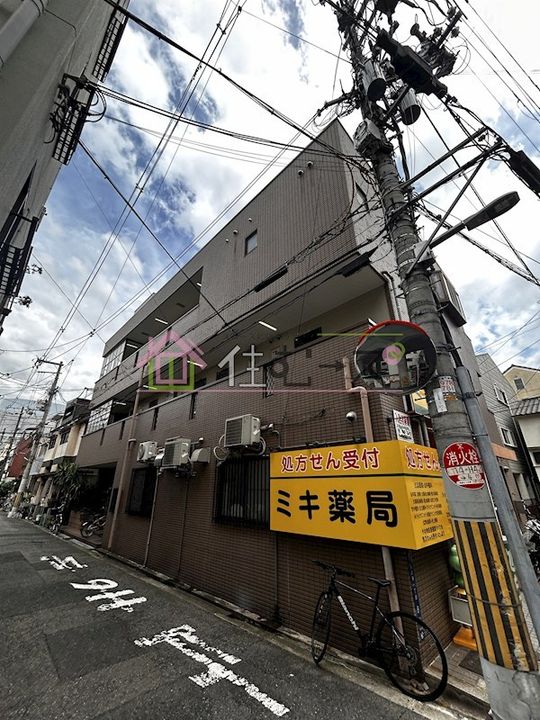 北村マンションの外観