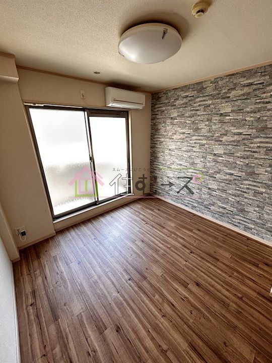 オズレジデンス中川の寝室