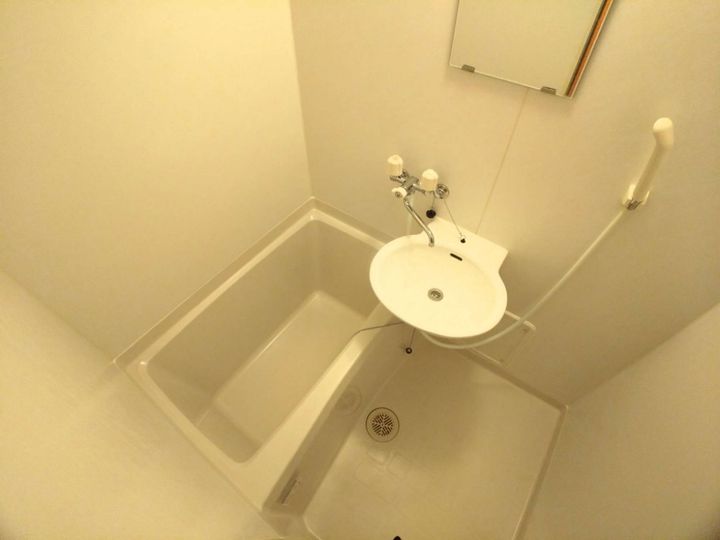レオパレス新堂IIの風呂