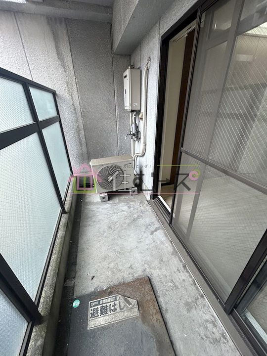 あけのべビルの内装