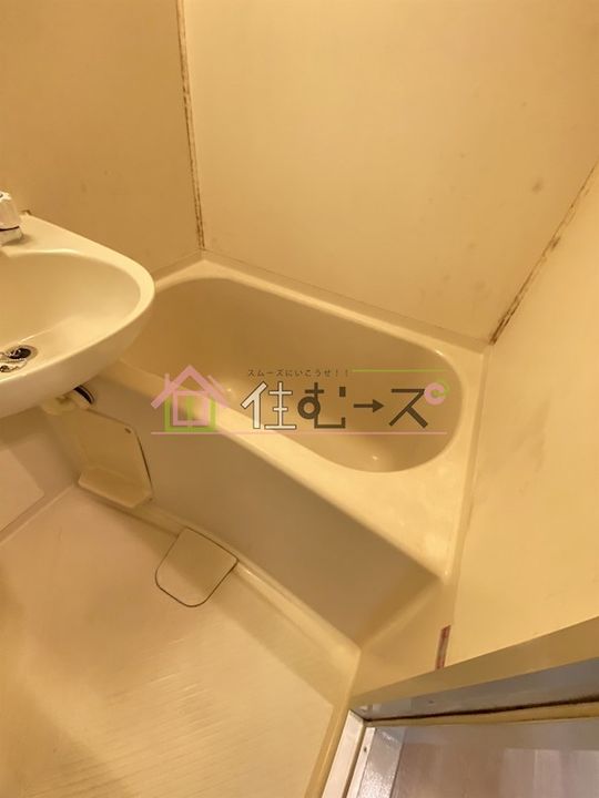 レガーレ玉出の風呂