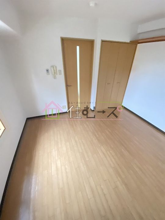 M’プラザ住吉公園弐番館の居間