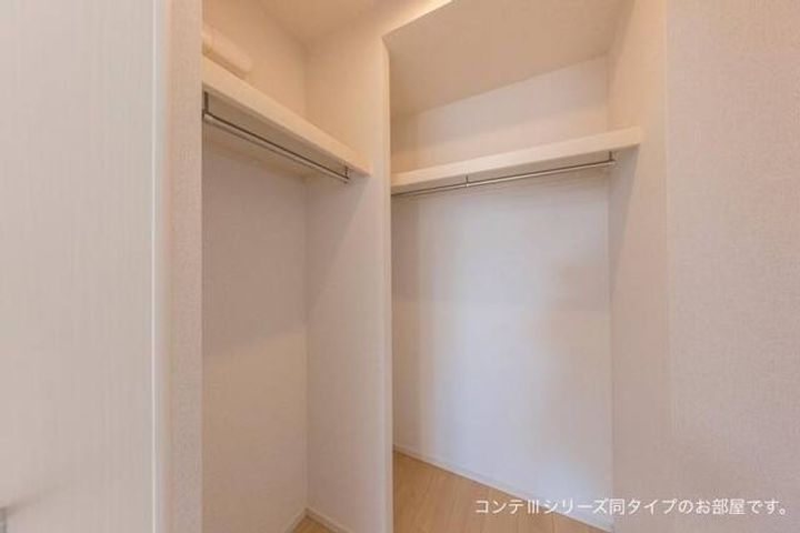 ブルートレインV号の内装