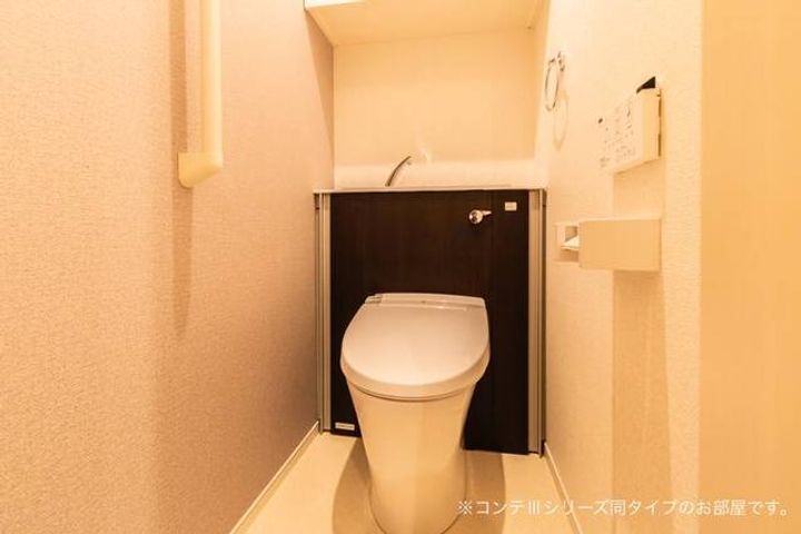 ブルートレインV号の内装