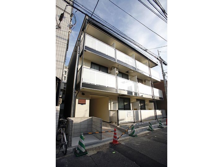 レオパレスロワール千本の外観