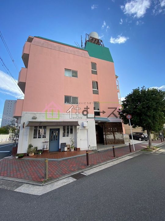 双輪建物第八コーポの外観