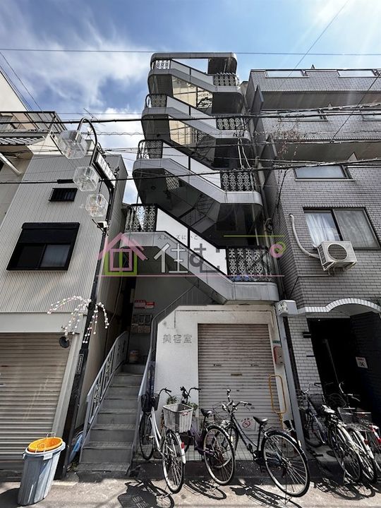 平野本町センタービルの外観