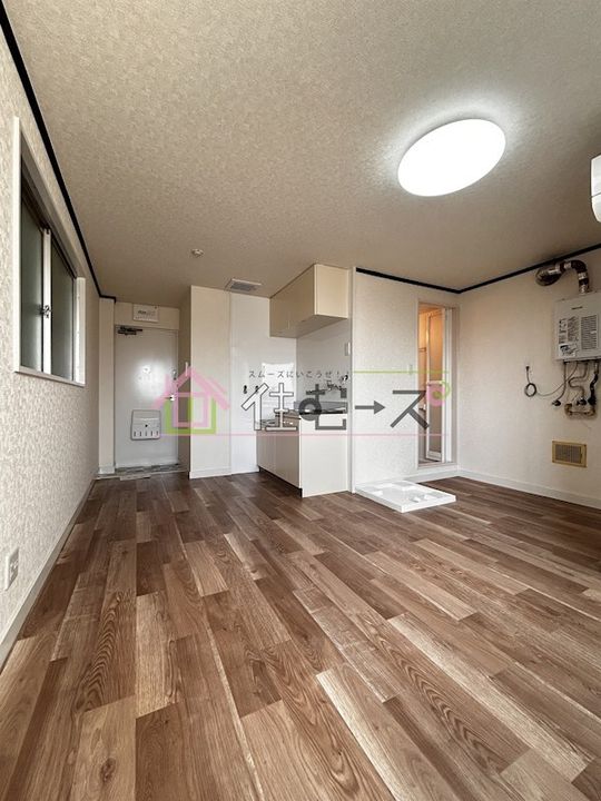 平野本町センタービルの居間