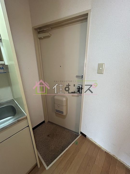 富尾マンション放出の玄関