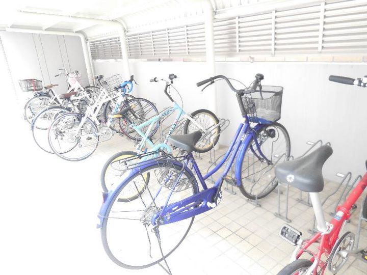 ミレニアムの玄関