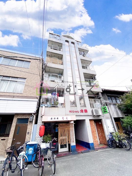 サンシャイン池商の外観