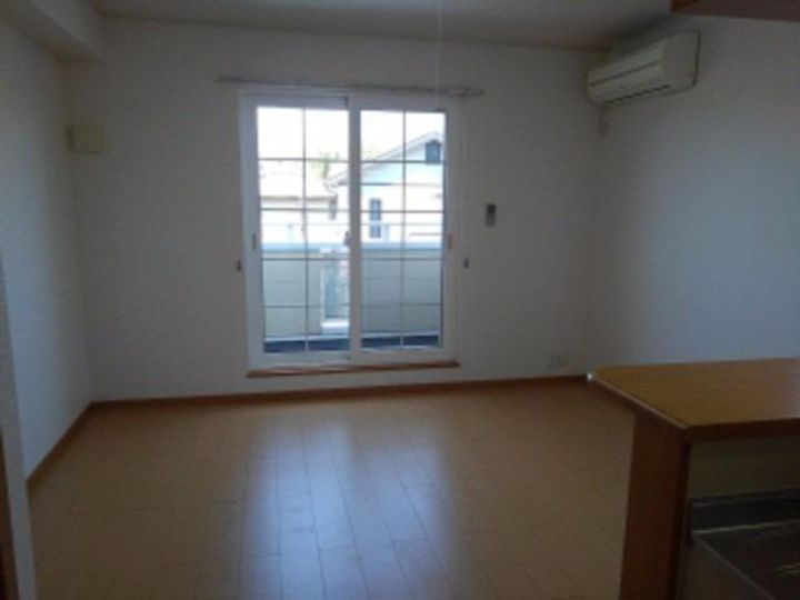 プラッツ くみのきの居間