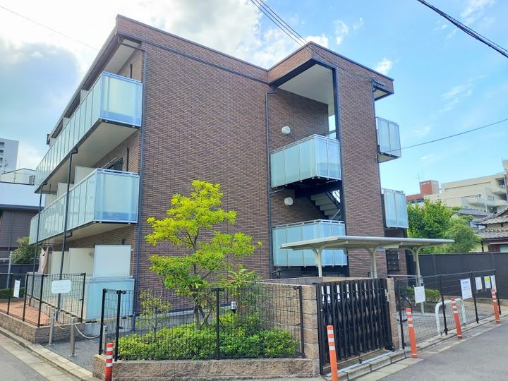 レオネクストCarpeDiemの外観