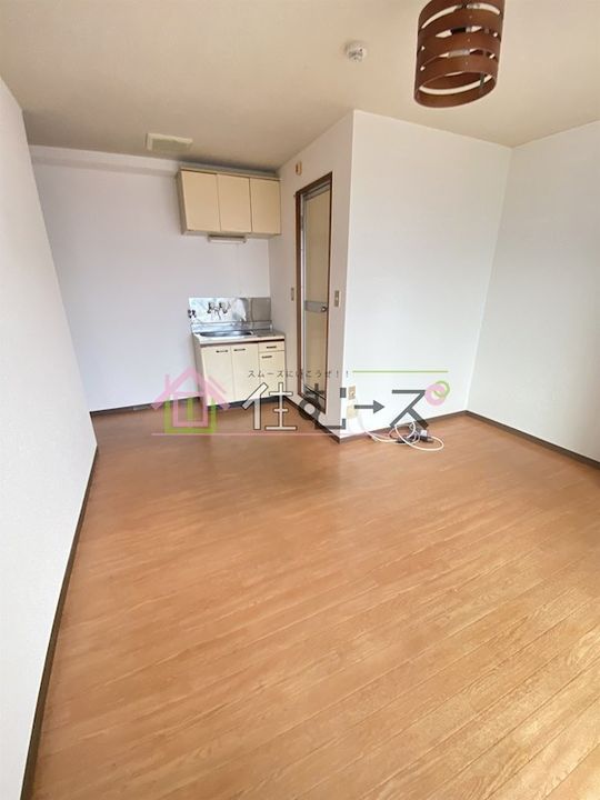 コスモメイト野田の居間