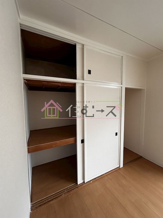 小川マンションの内装