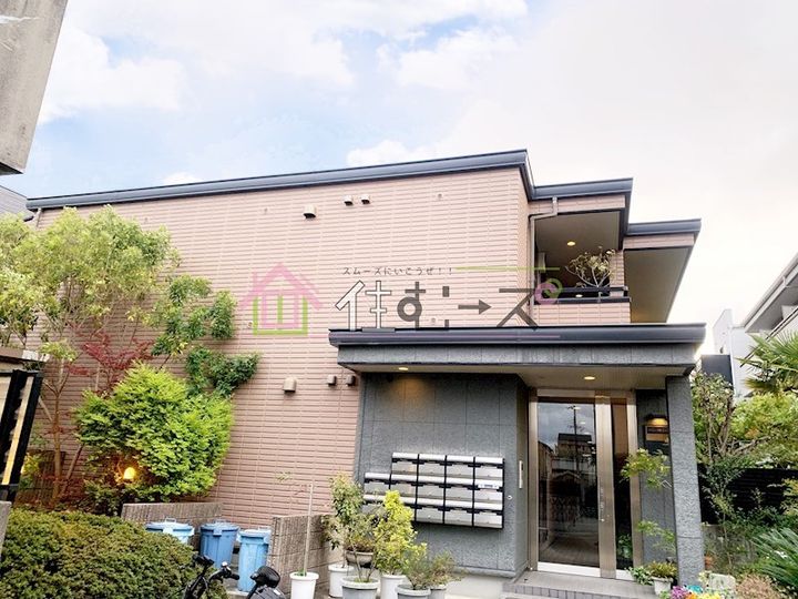 メゾン・プルミエールの外観