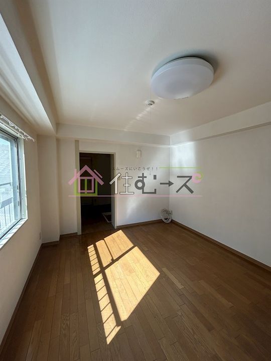 キッポー平野上町の居間