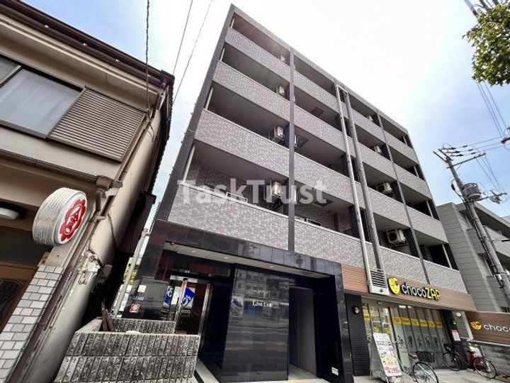 Live工大前の外観